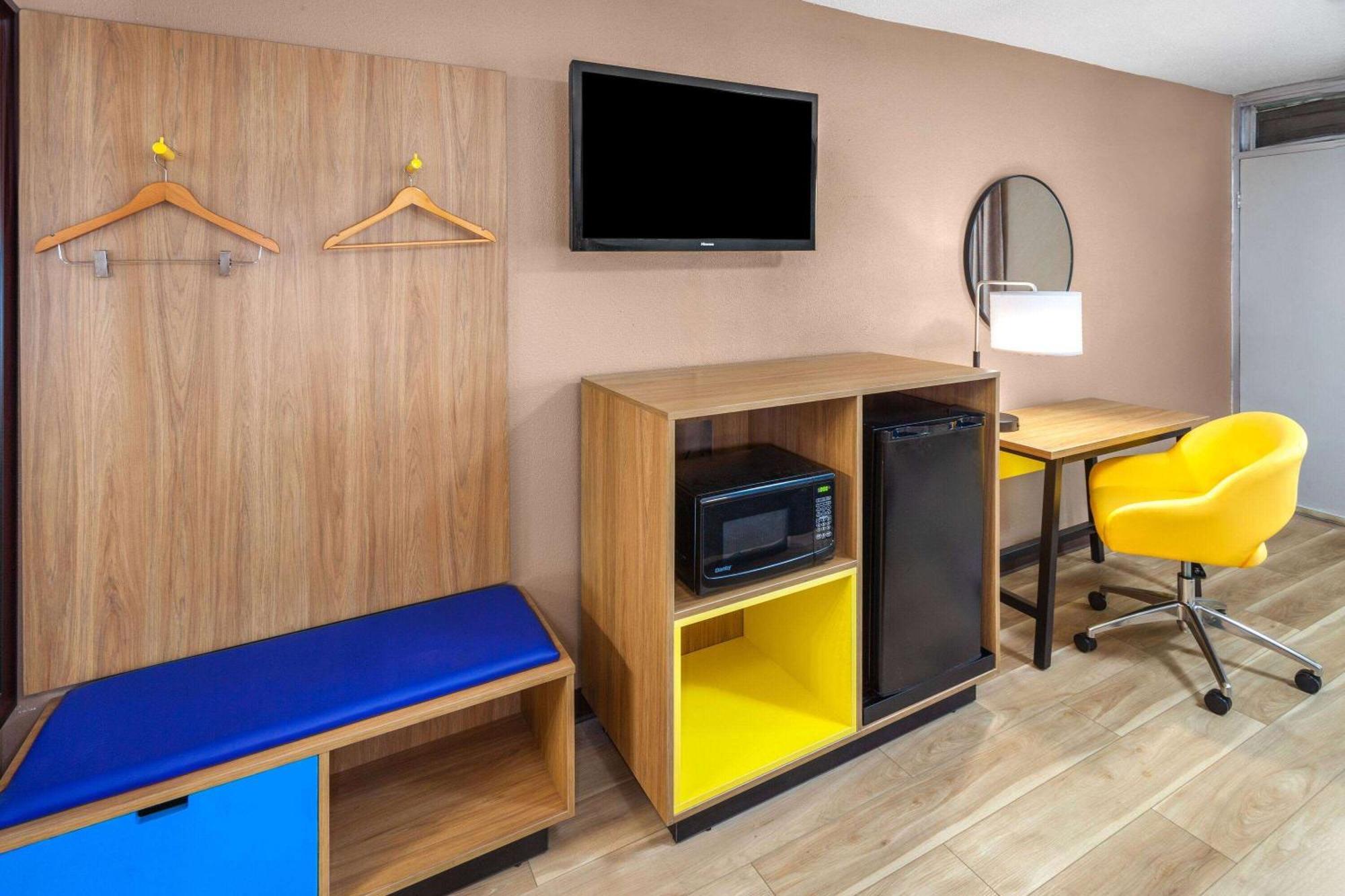 Days Inn By Wyndham Shelby Esterno foto