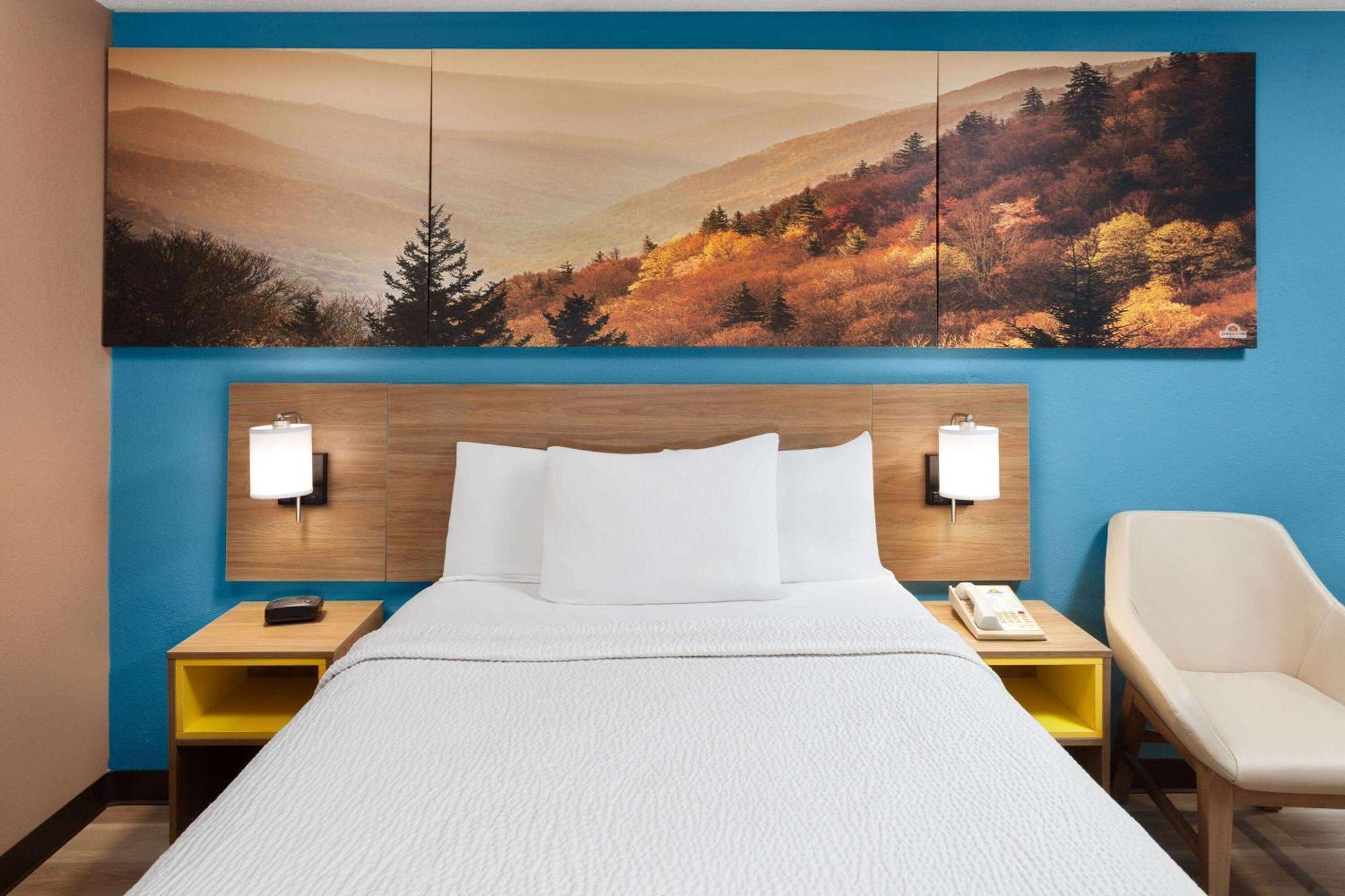 Days Inn By Wyndham Shelby Esterno foto