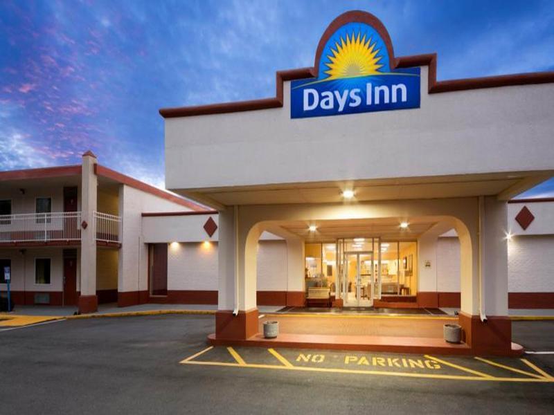 Days Inn By Wyndham Shelby Esterno foto
